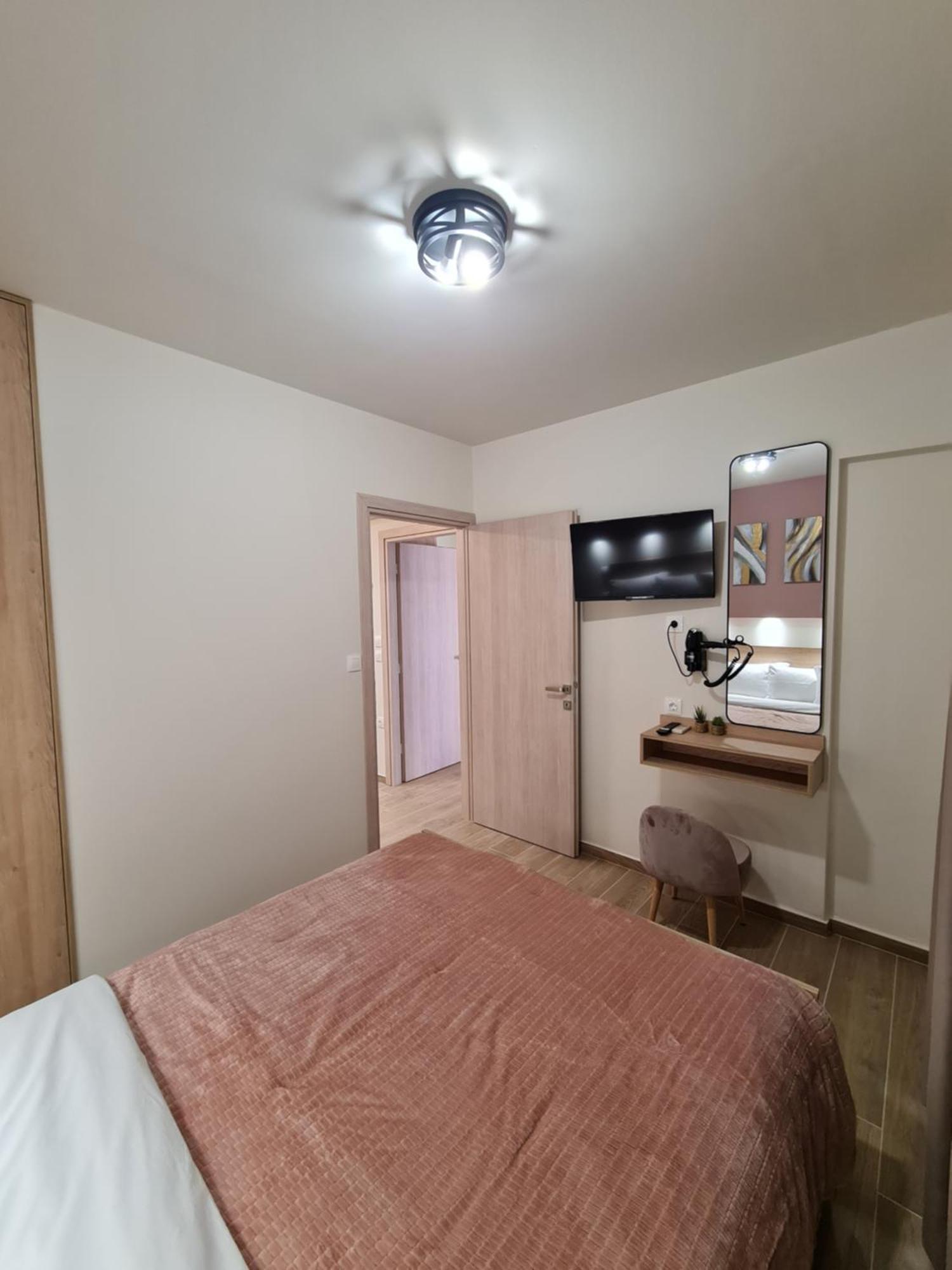 Zigos Apartments Igoumenitsa Bagian luar foto